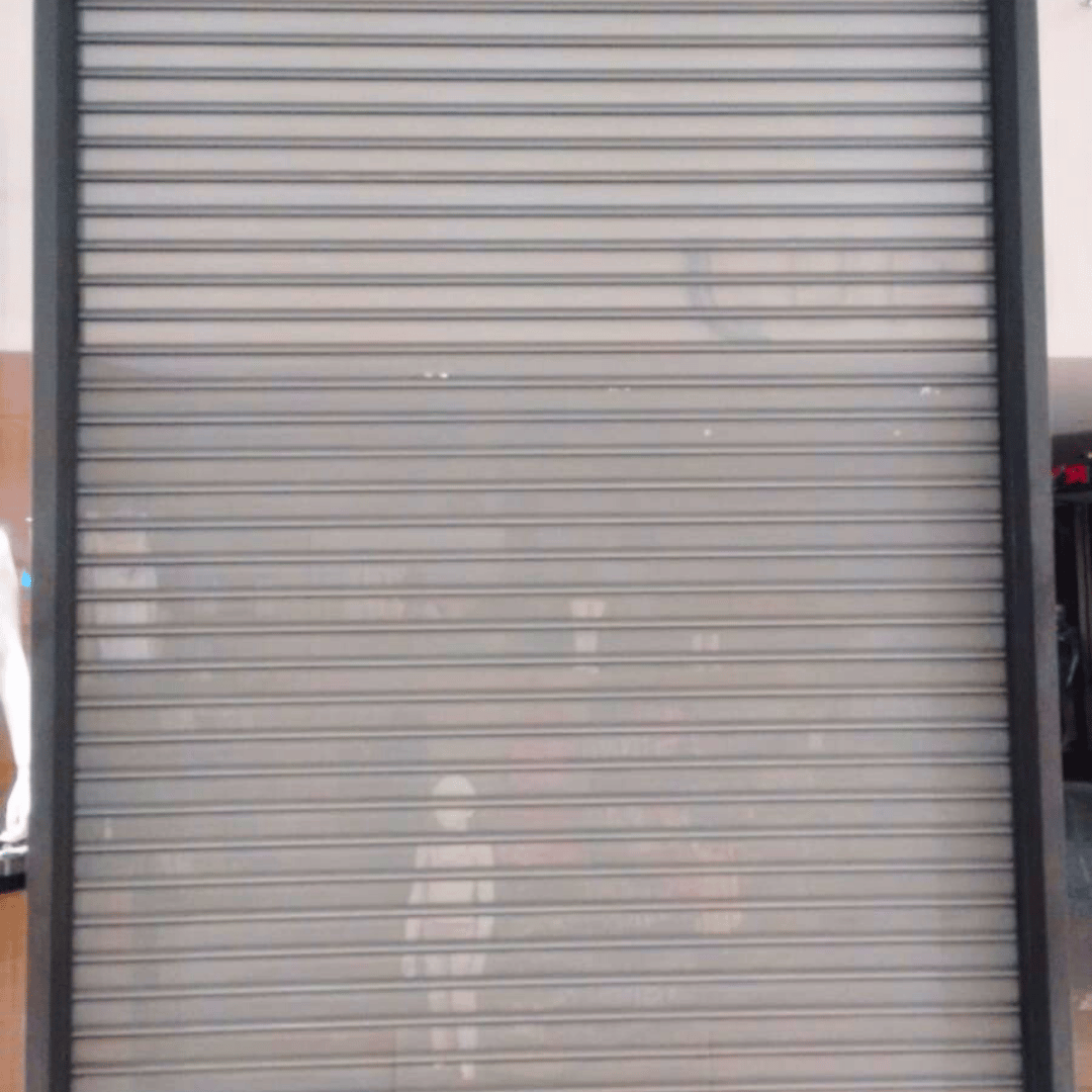 Montagem de Porta de Aço em SP: Como Garantir Alinhamento e Funcionamento Suave | EBPA